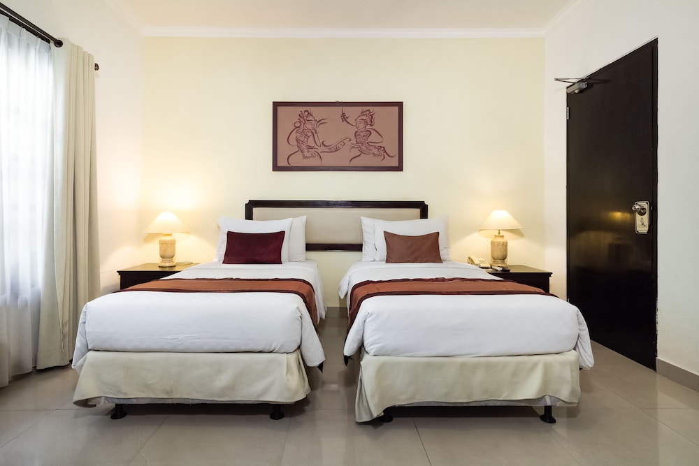 Sarinande Hotel 32/70
