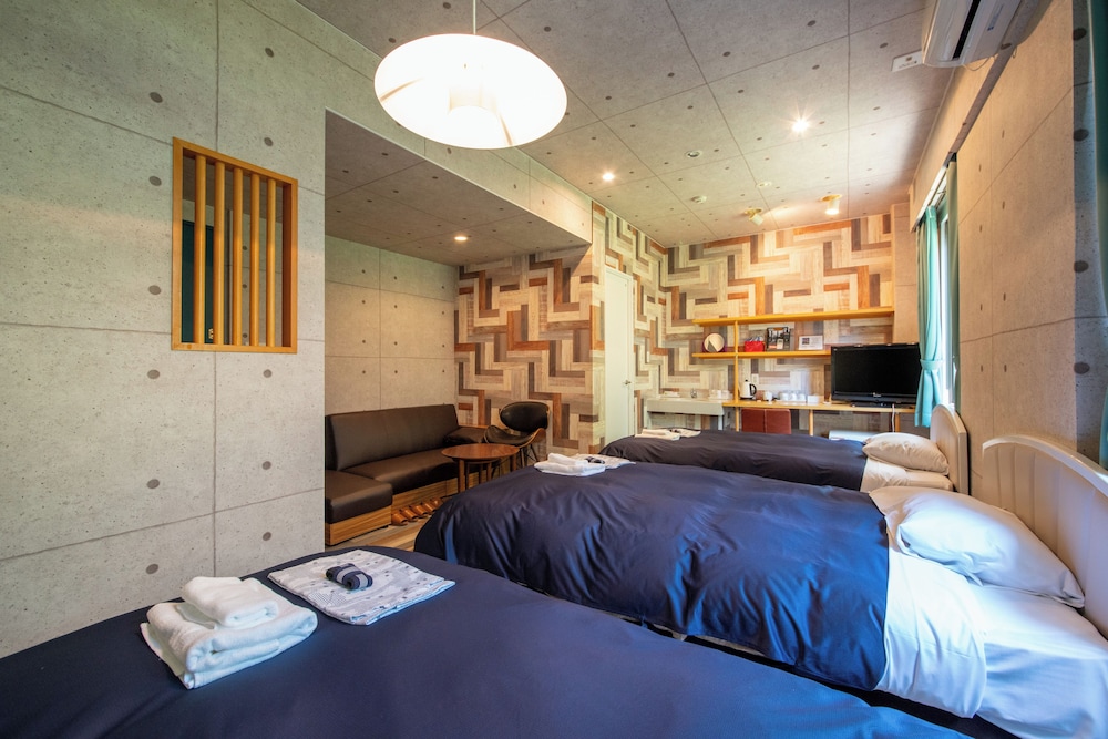 Asuka Hotel 32/50