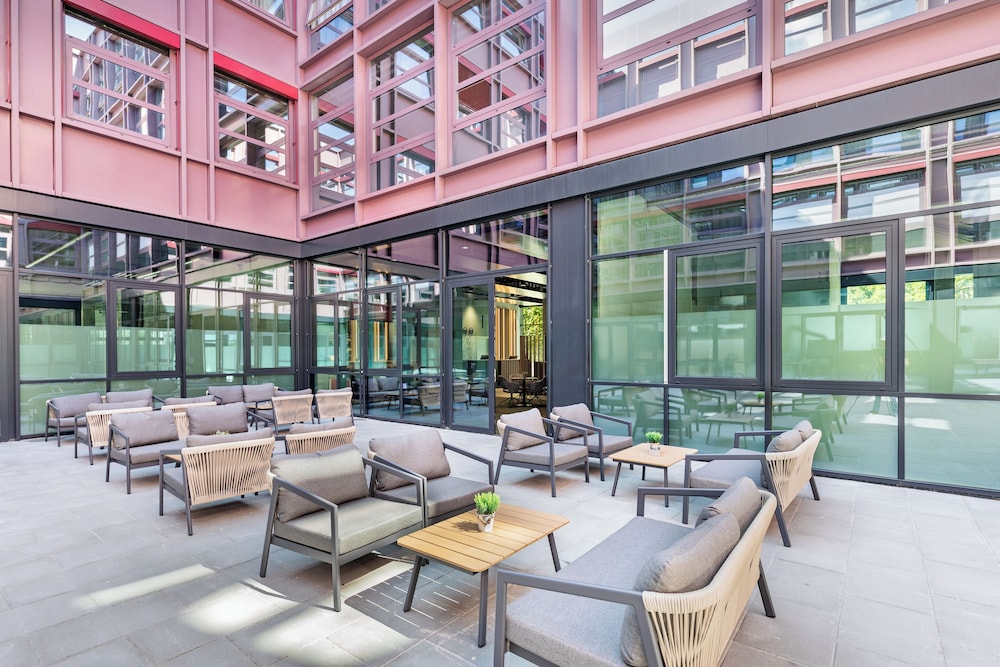 C and N Hotel an der Messe Munchen 34/50