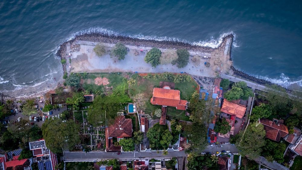 Amritara The Poovath Heritage Fort Kochi 45/50
