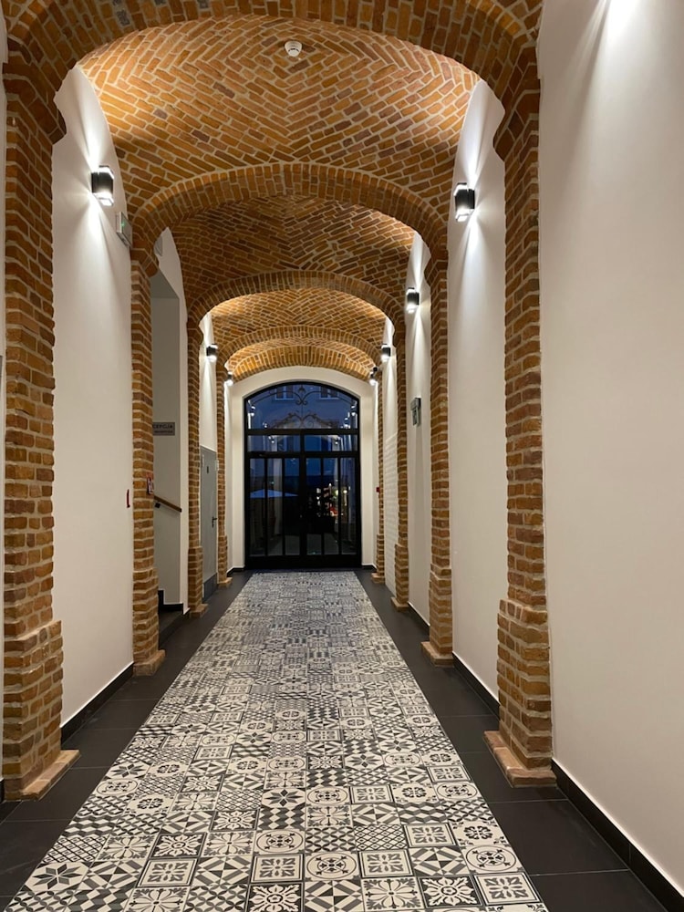 1891 Garni Hotel 25/44
