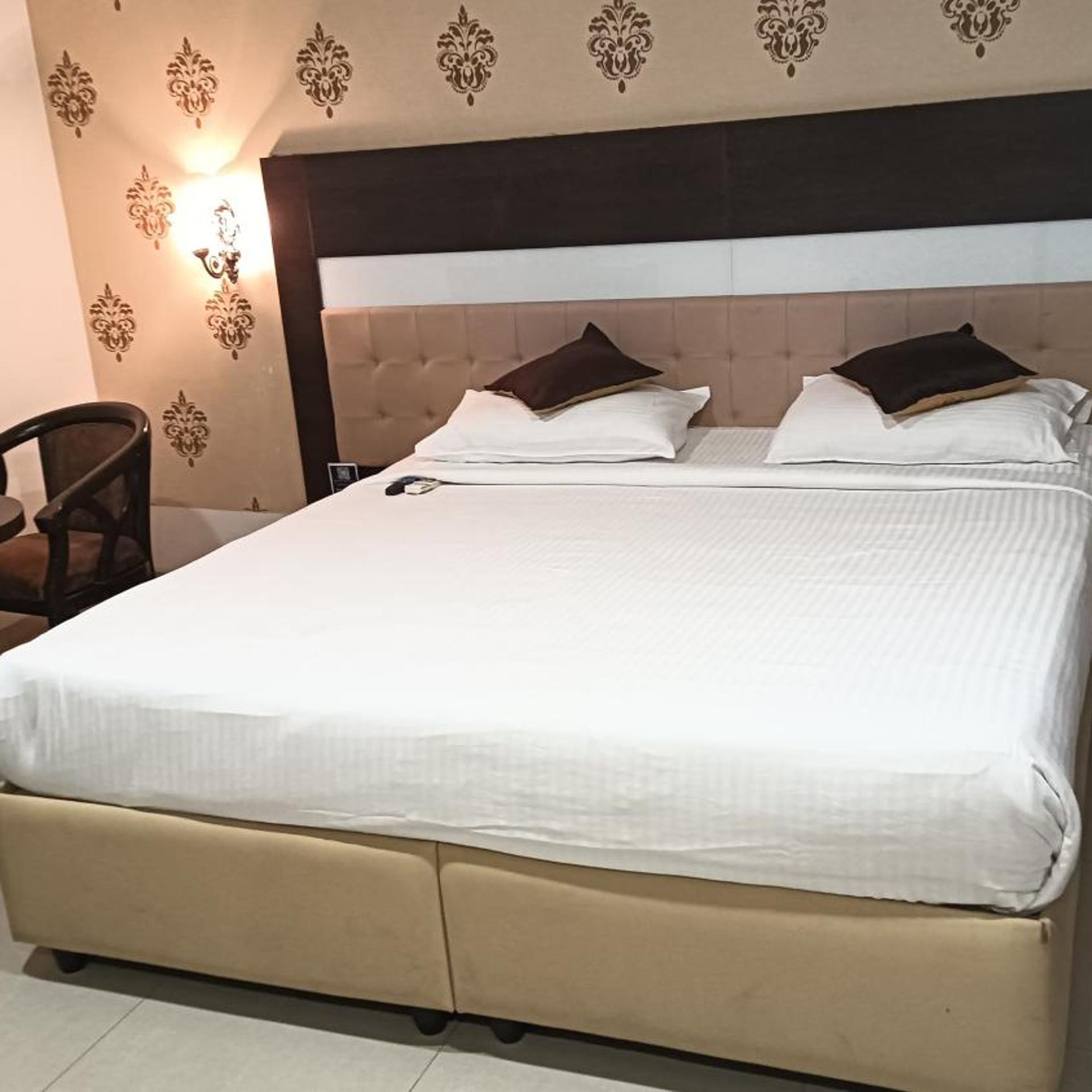 HOTEL SITARA GRAND LB NAGAR 5/26