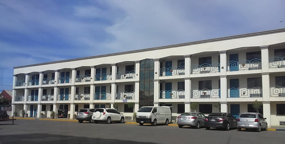 Travelodge Hotel Ciudad Obregon Sonora MX 1/17