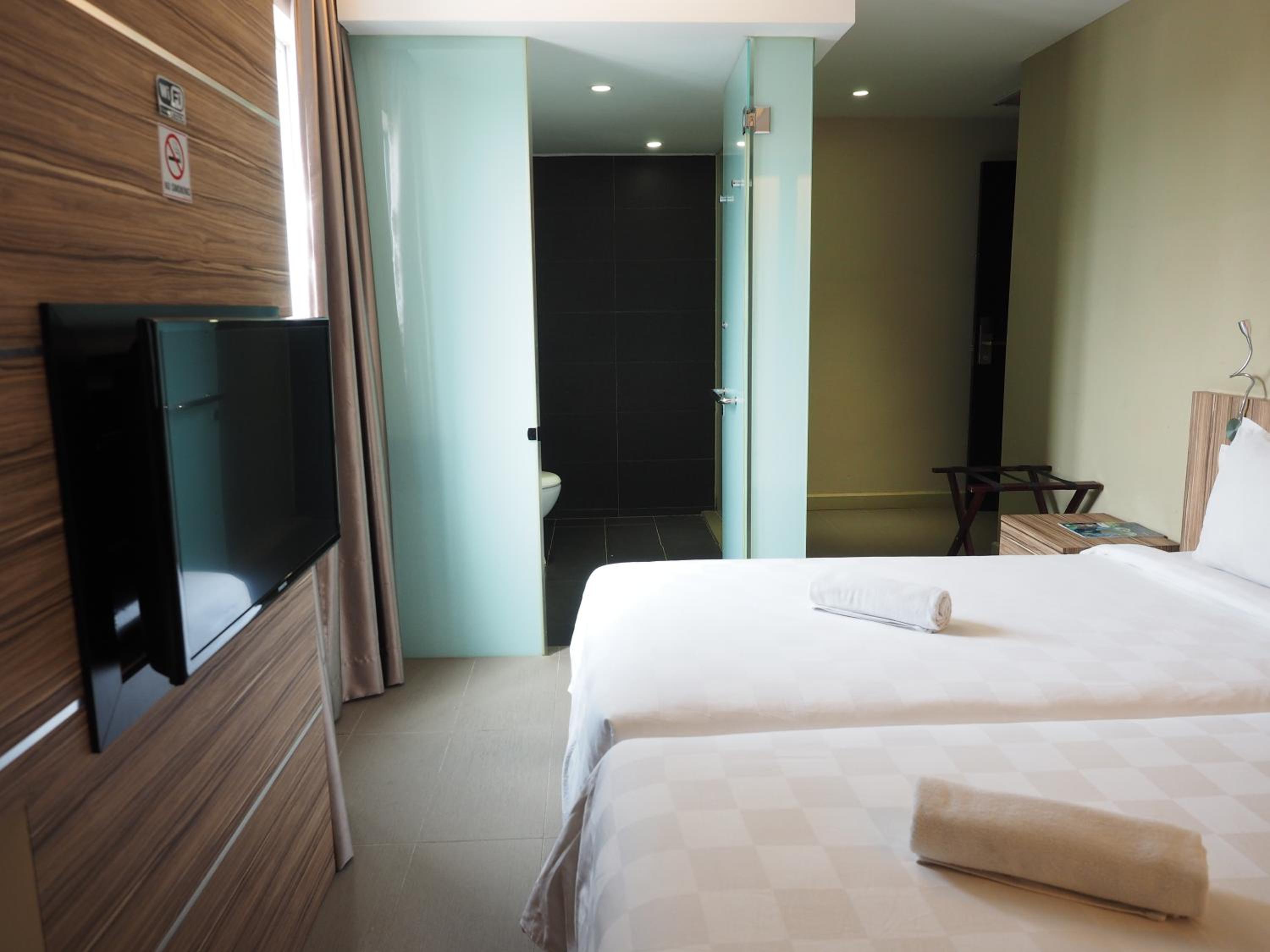 Mornington Hotel Medah Ipoh 12/21