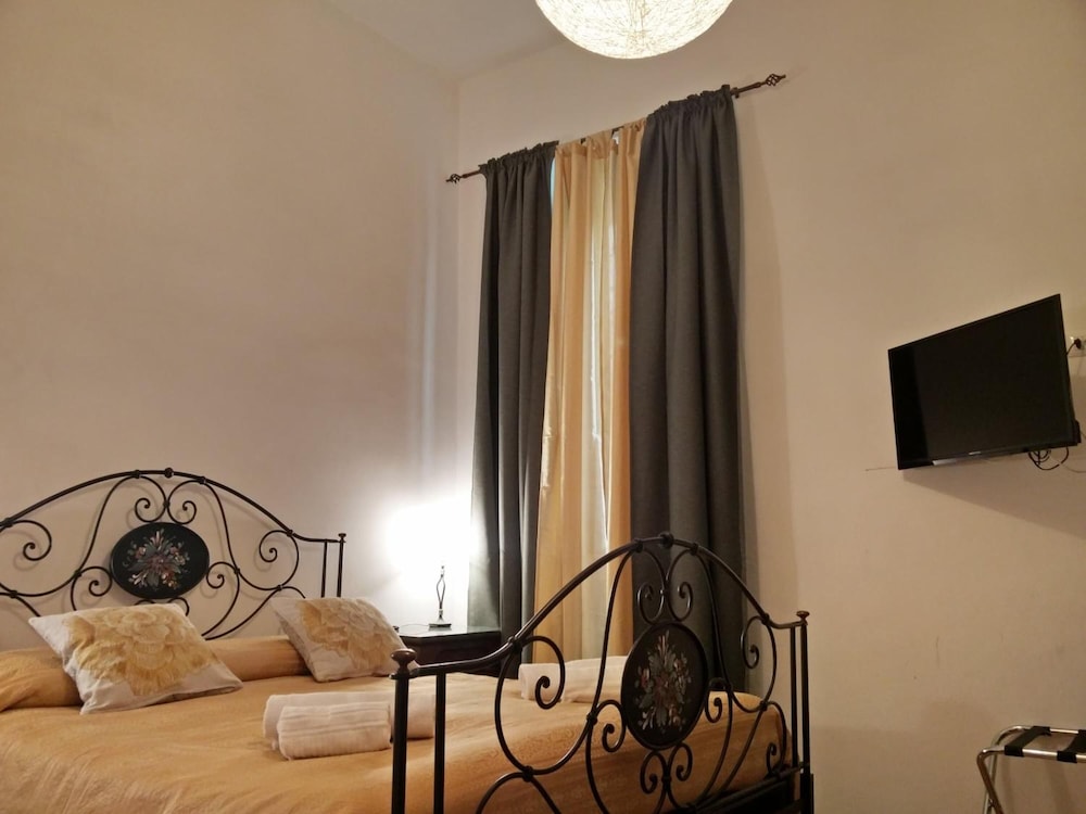 Rome Center Rooms 33/44