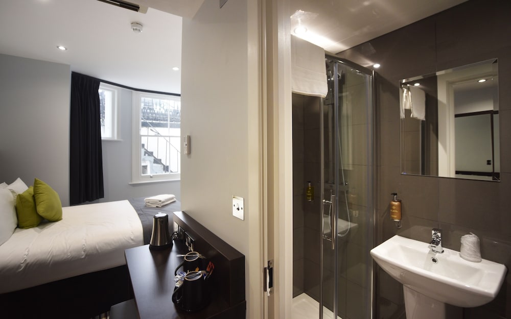Trebovir Hotel 5/52