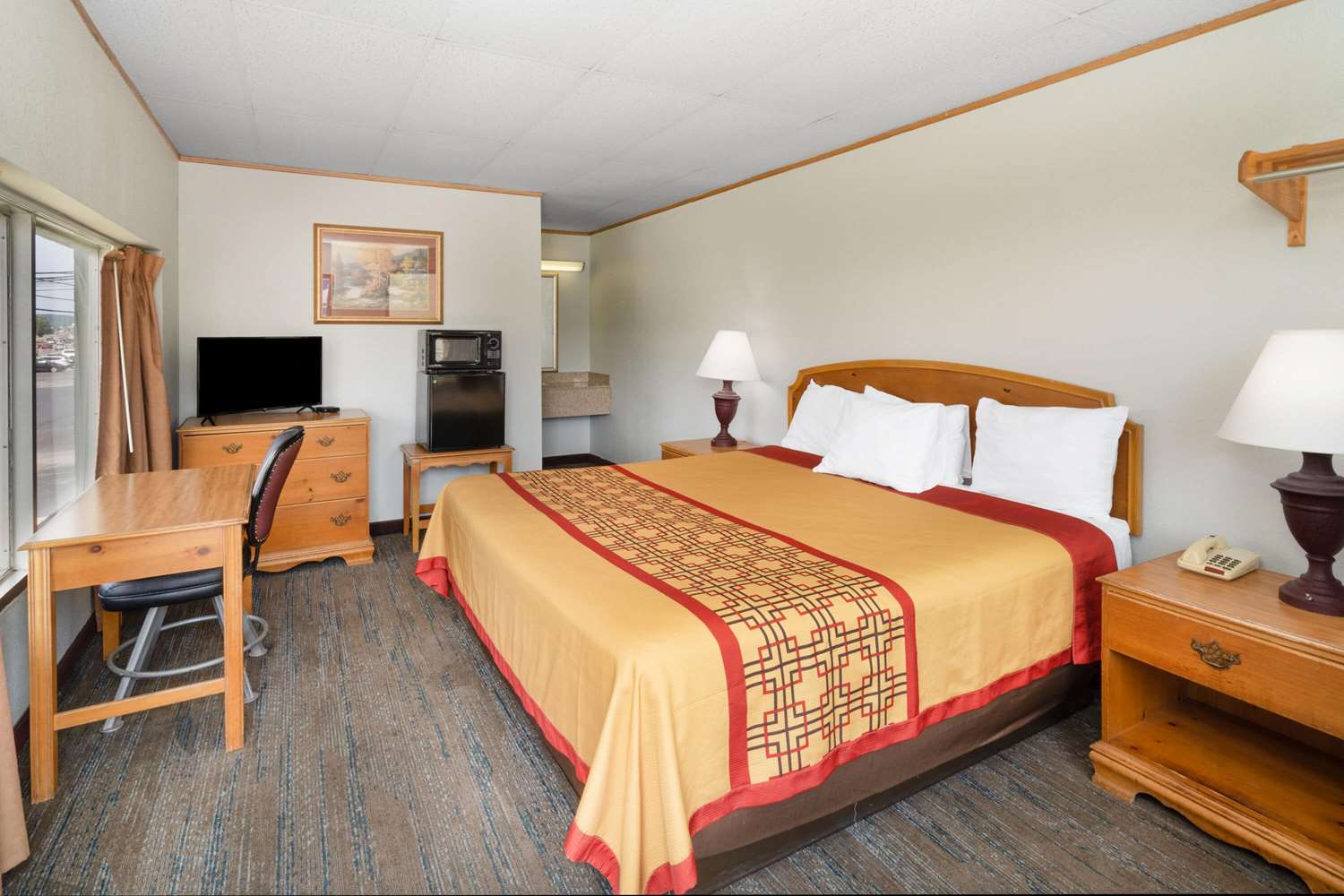 Travelodge By Wyndham Pigeon Forge 9/37