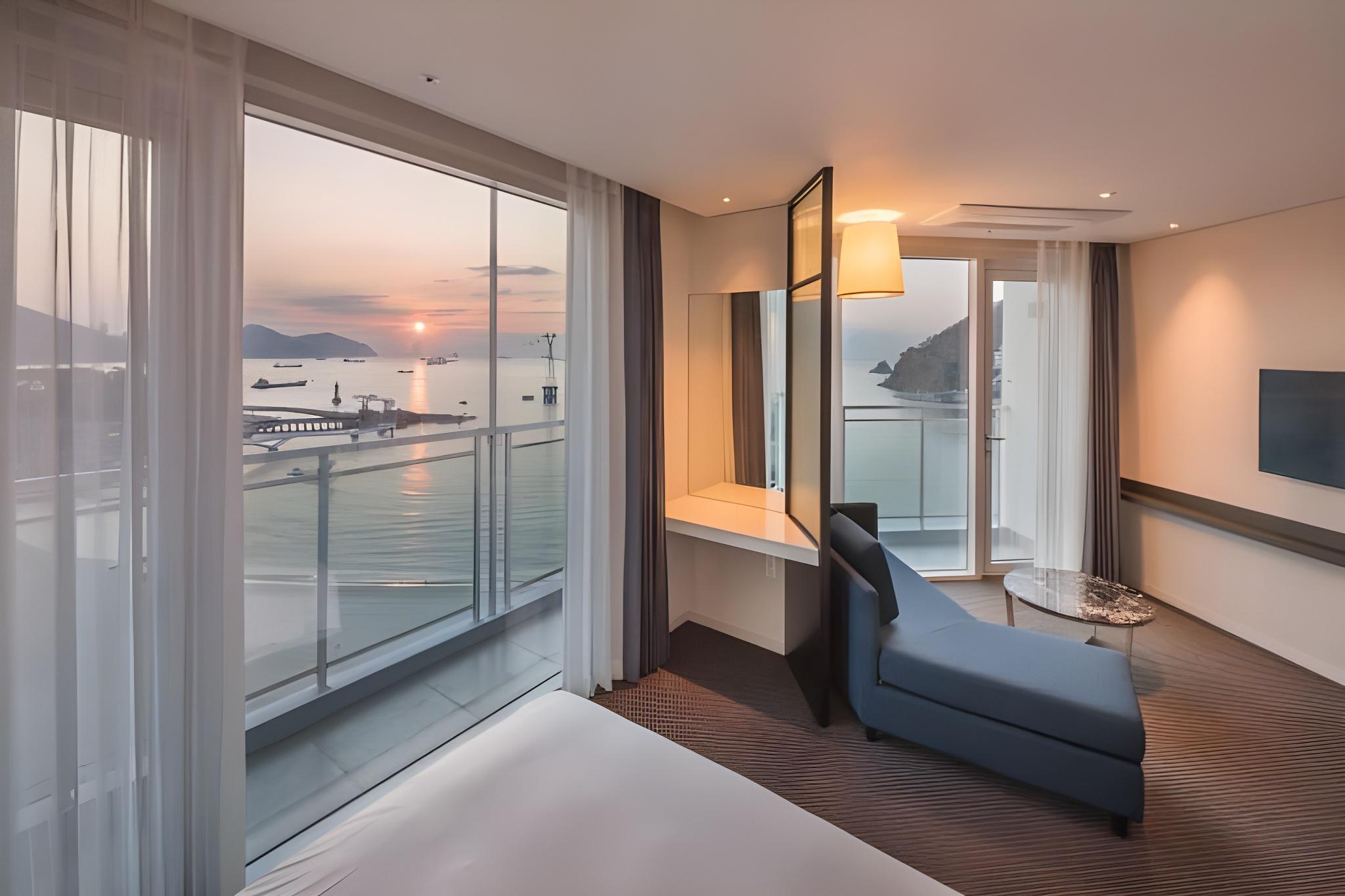 Upgrade, Ocean, Junior Suite, Panoramic View, Terrace