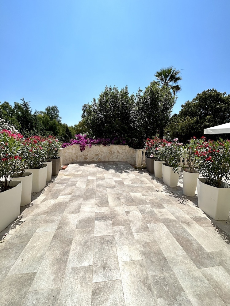 Villa Cavalieri Country Hotel 56/77