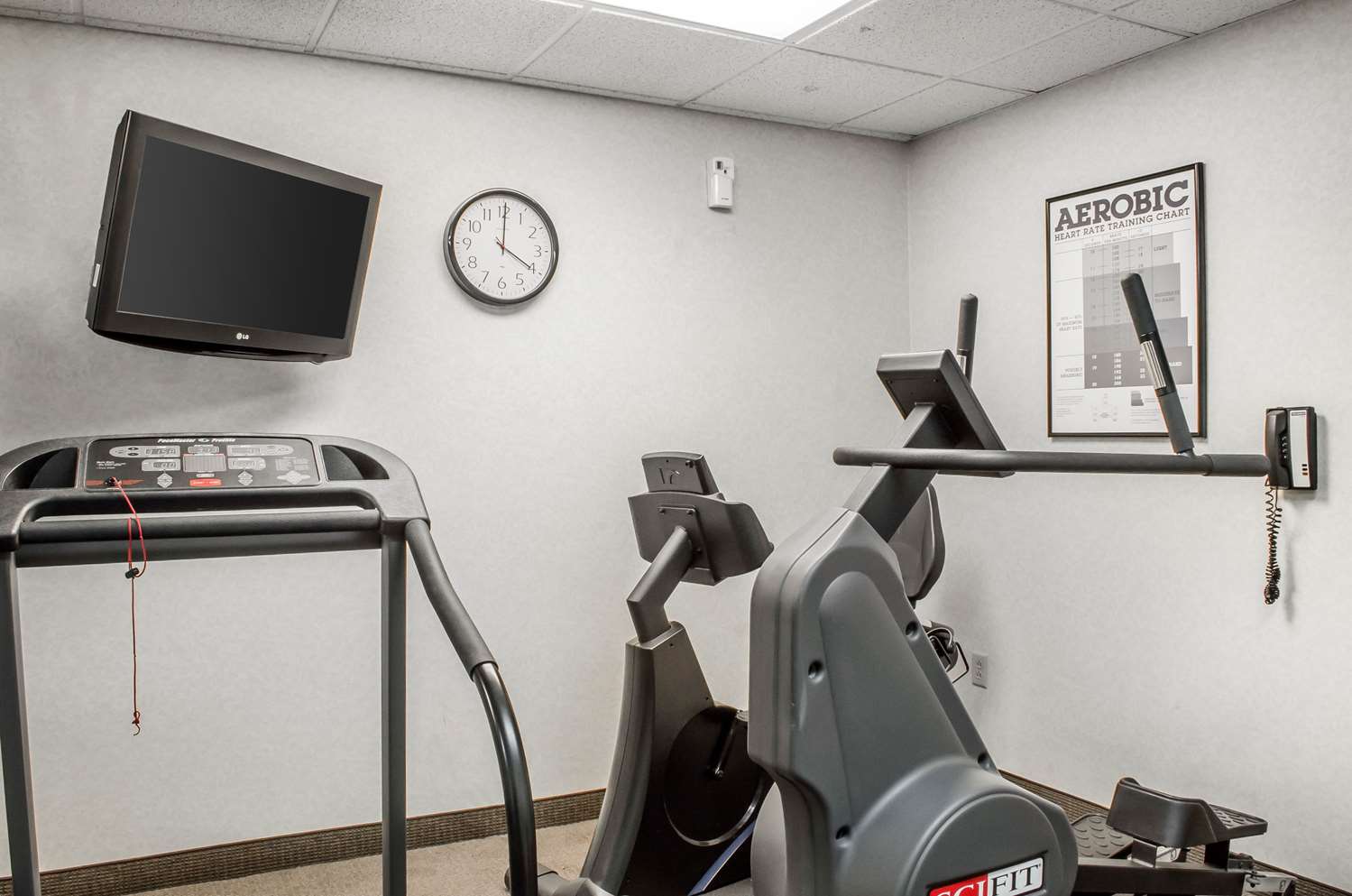 Sleep Inn And Suites Bensalem 18/33