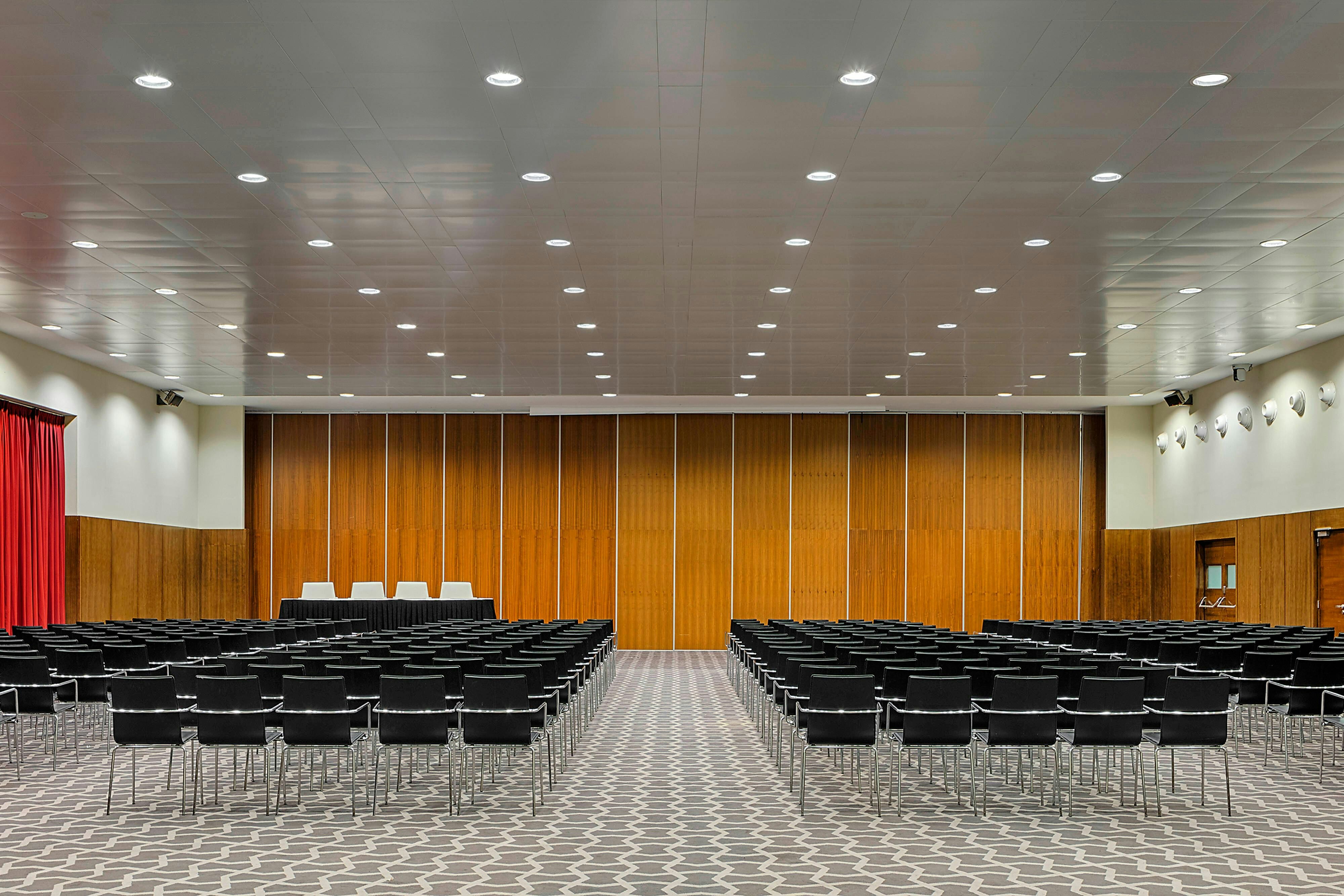 Le Meridien Oran Hotel Convention Centre 69/72