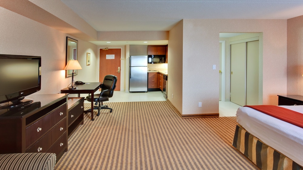 Newmarket Hotel And Suites 35/66