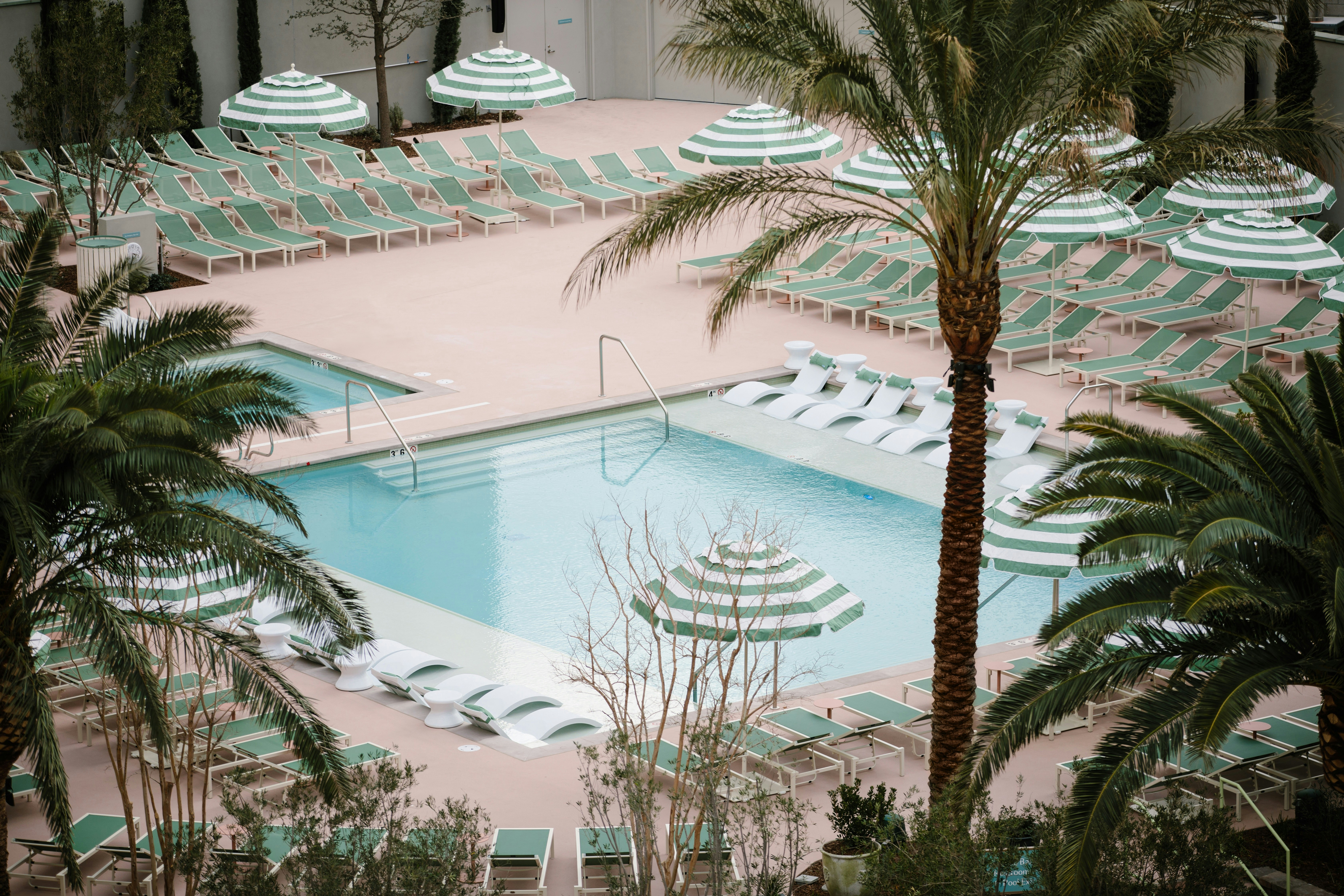 The Reserve at Park MGM 4/42