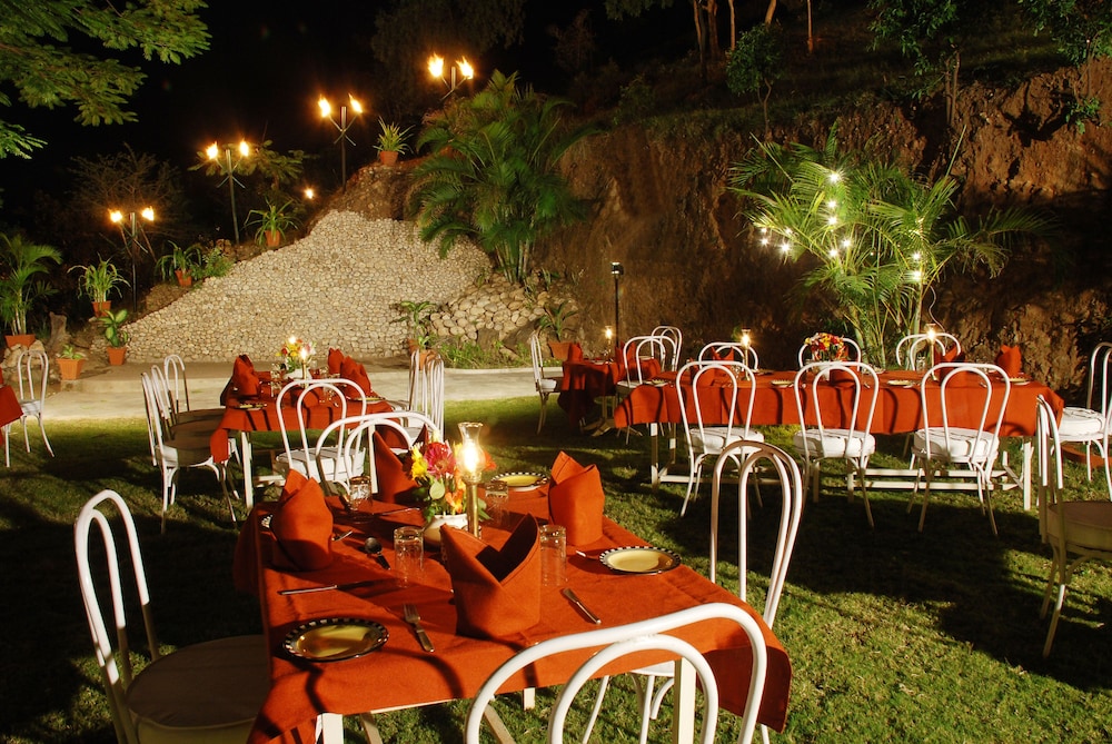 Aodhi Hotel 38/50