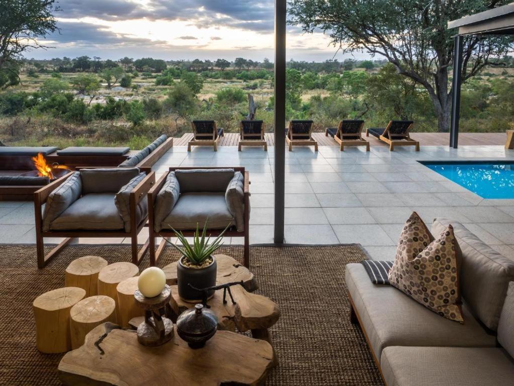 Kruger Lodge Mjejane 6/15
