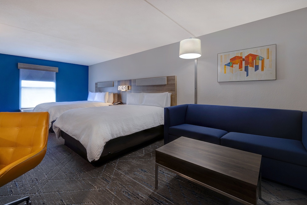Holiday Inn Express & Suites Central Omaha, an IHG Hotel 19/50