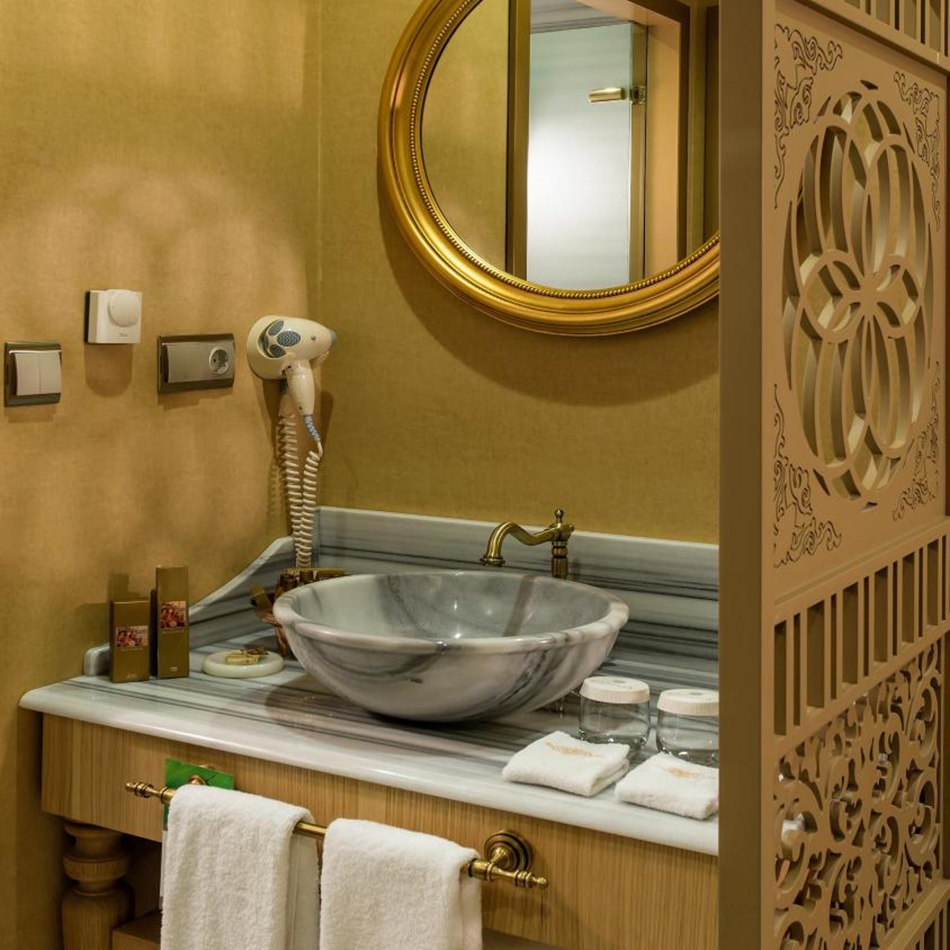 جناح بسرير كينج، Hotel Sultania Boutique Class 5/7