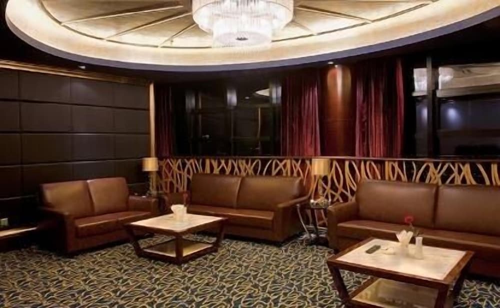 Golden Mountain International Hotel 29/49