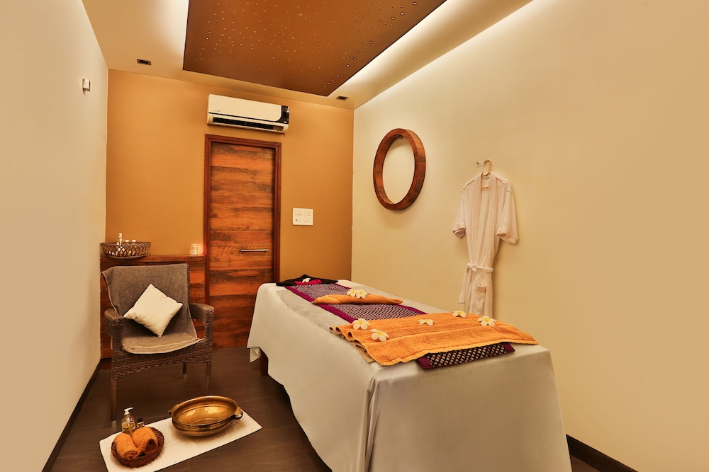 HOTEL KHANVEL RESORT 20/50