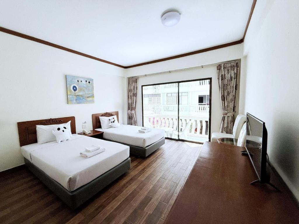 THE PAISIRI HOTEL 25/47