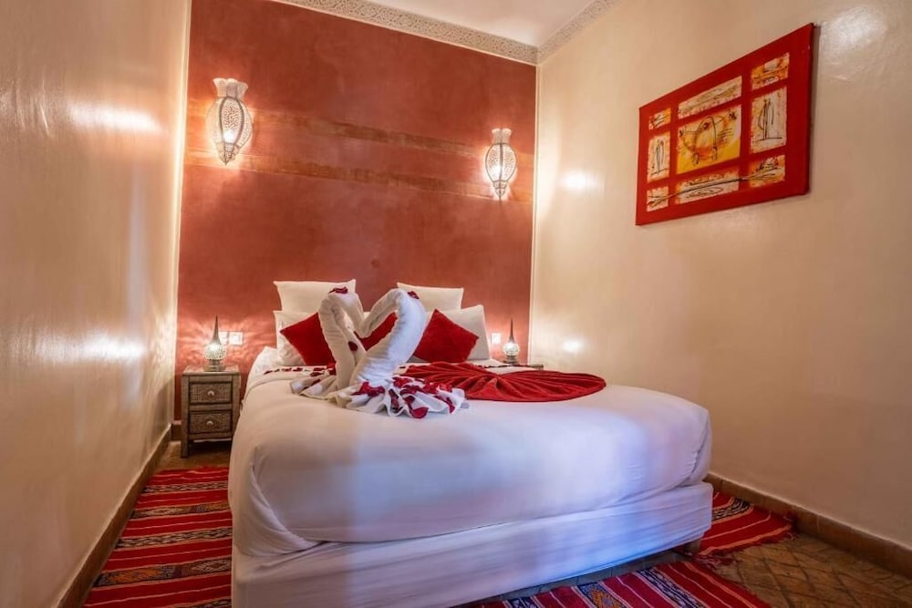 Riad Alaka 7/50