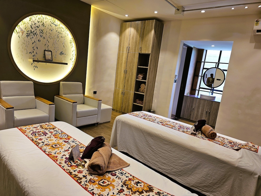 Bhanu The Fern Forest Resort & Spa Jambughoda 35/63