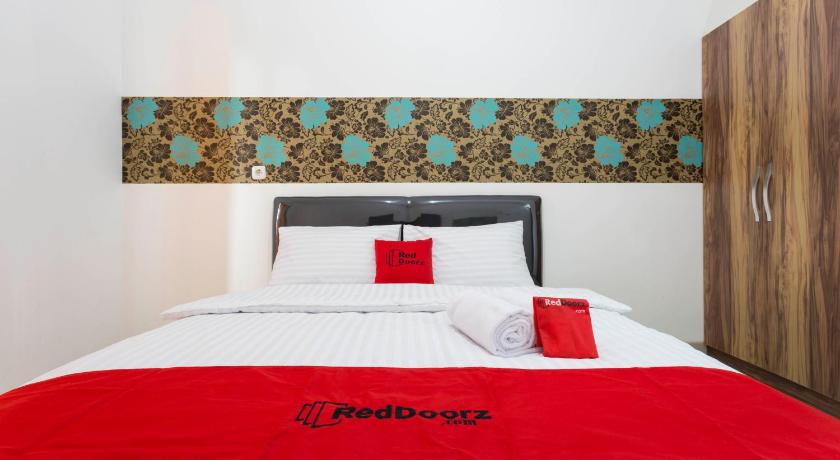 Reddoorz Plus Boulevard Residence Bsd 12/29