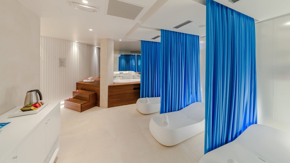 Bluesun Hotel Berulia 34/65