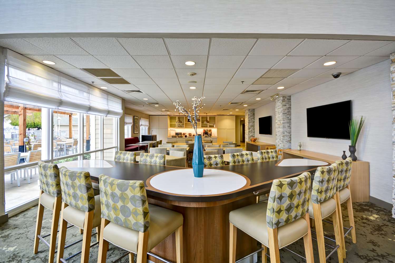 restaurant cafeteria