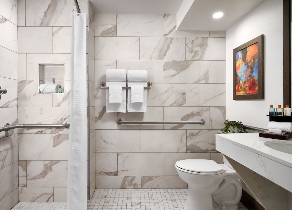 Buena Vista Suites 30/69