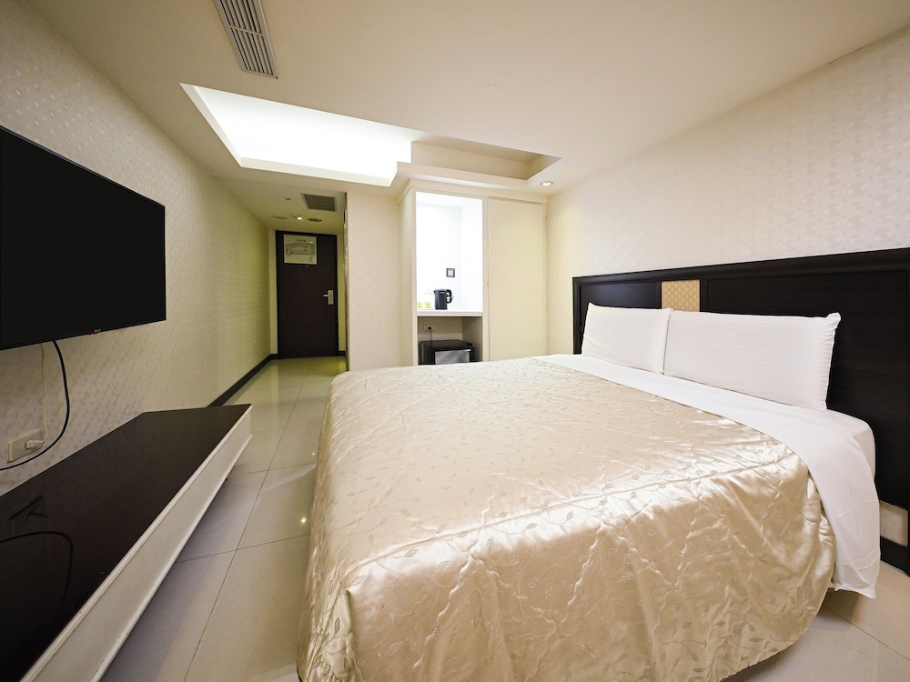 STANDARD, DOUBLE BED