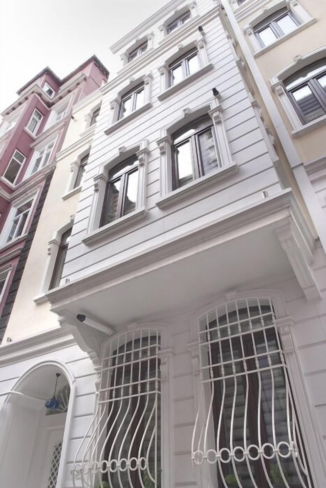 Taksim Tulip Residence & Hotel 1/39