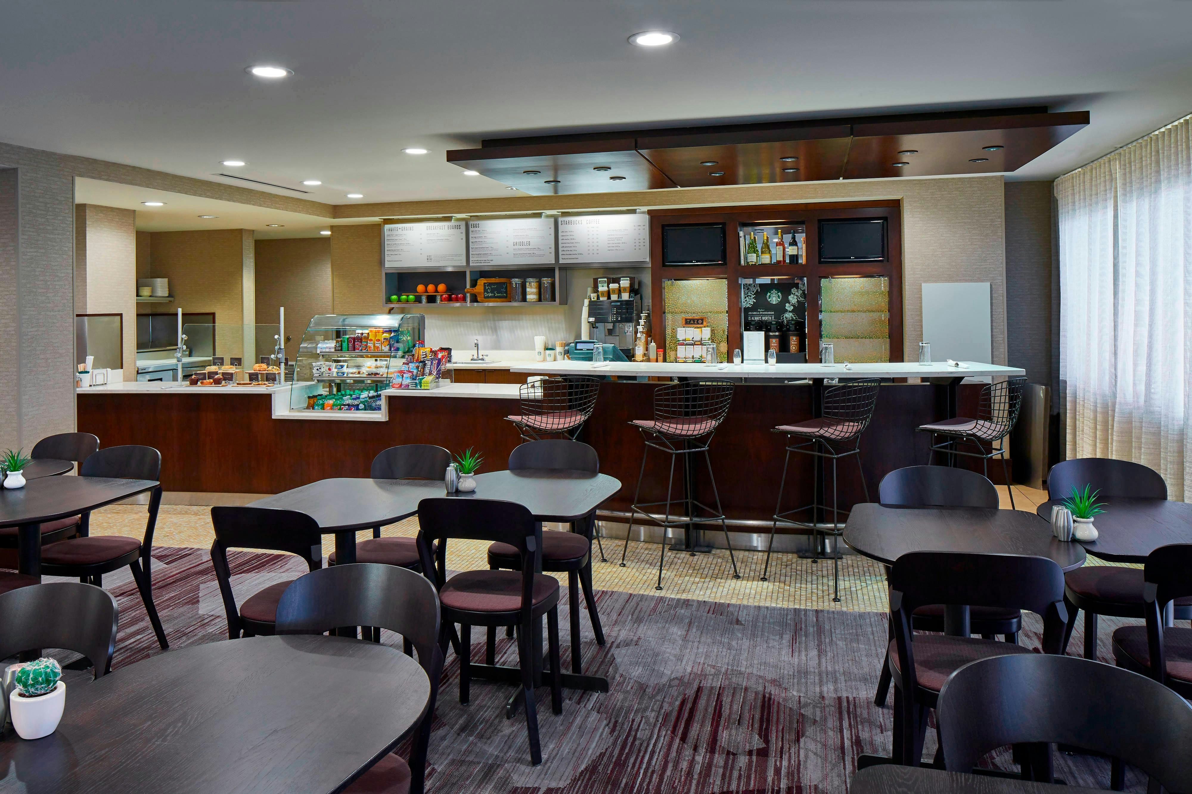 Courtyard by Marriott Albany Thruway 8/17