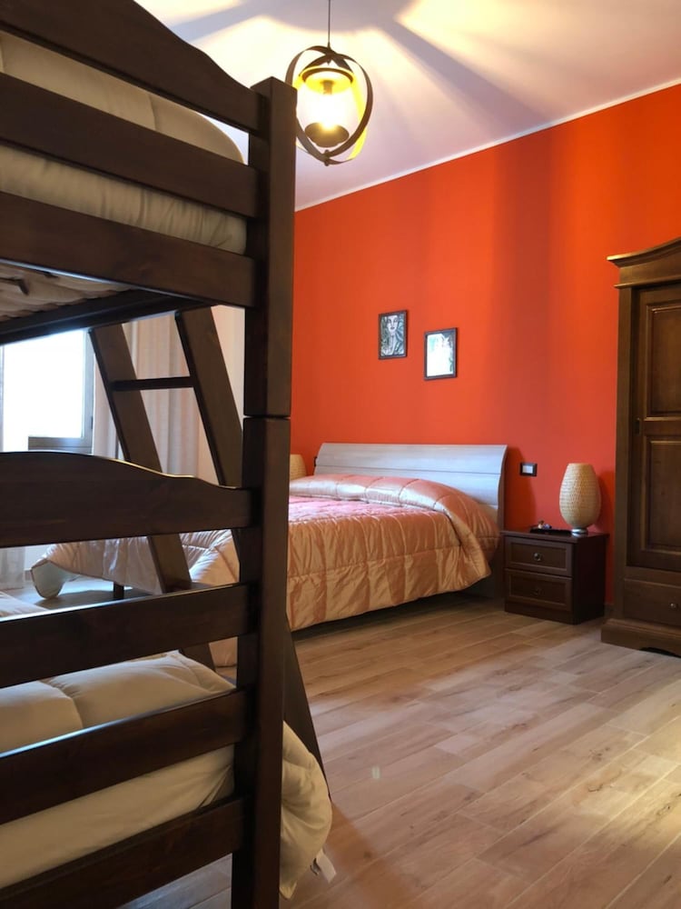 Isolabella B&B 10/45