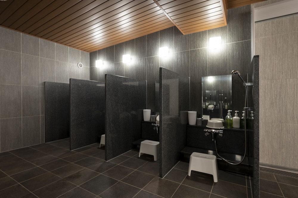 Torifito Hotel Pod Kanazawa Hyakumangoku Dori 23/37