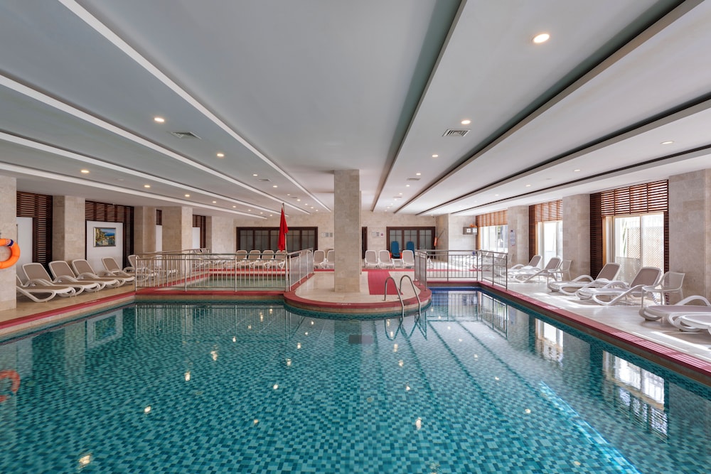 Orange County Belek 24/50