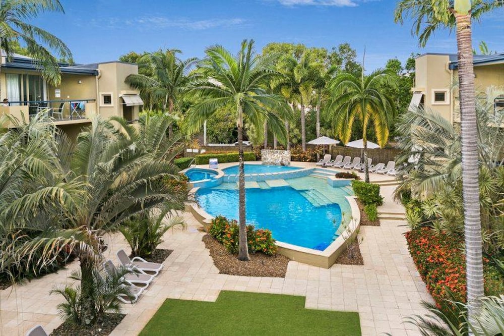 MONTPELLIER BOUTIQUE RESORT 12/18