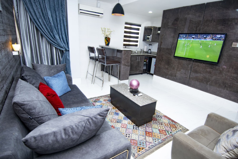 Newland Luxury Apartments 38/50