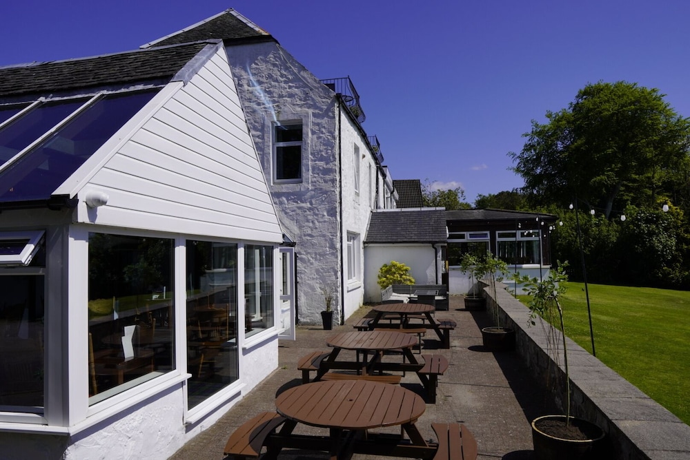 Lochnell Arms Hotel 3/35