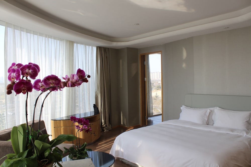 Wyndham Grand Hotel Qingdao 2/50