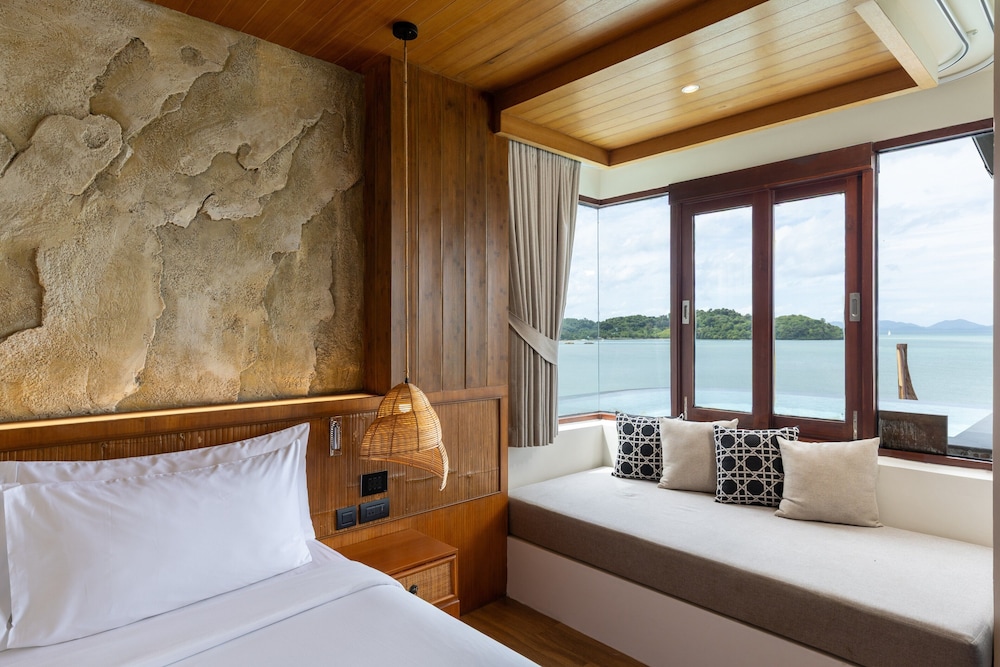 استوديو بسريرين منفصلين بإطلالة على البحر، Sinae Phuket Luxury Hotel 2/9