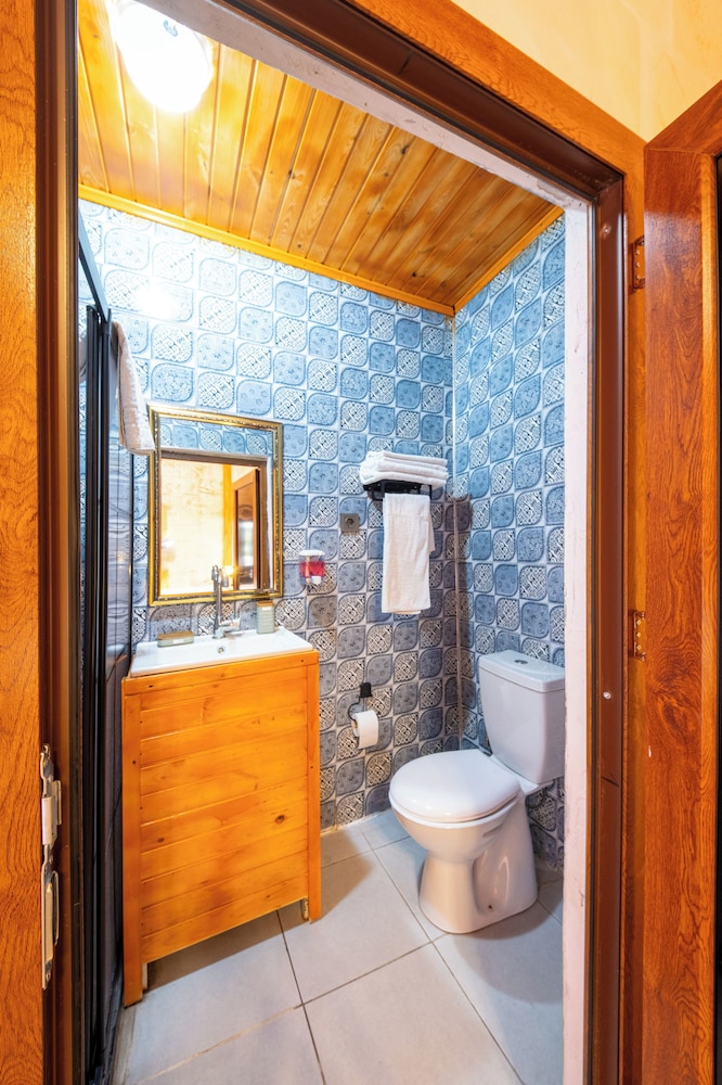 Karagul Otel 50/50