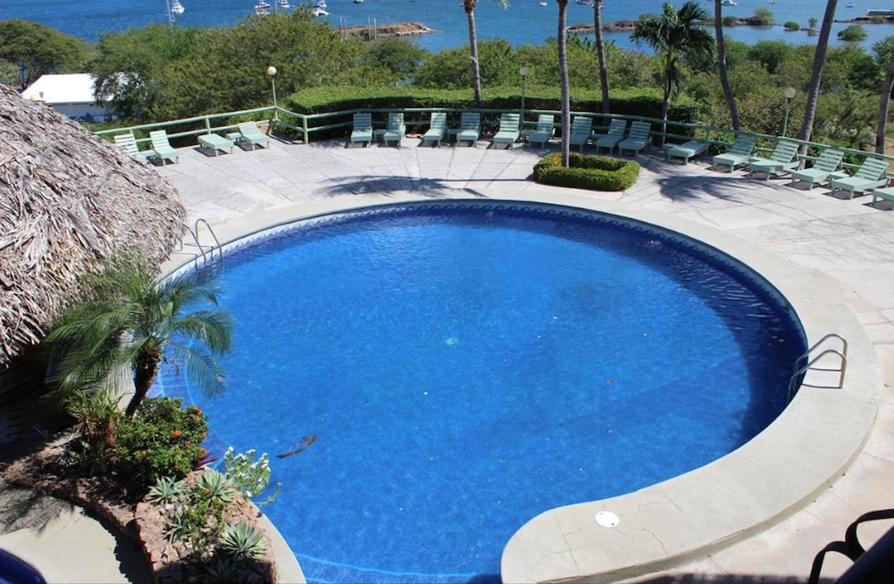 Flamingo Marina Resort 25/30
