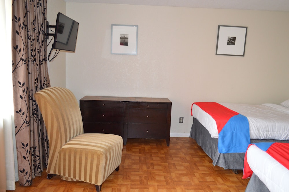 Hotel Houston, TX near Medical Center/NRG Stadium 24/39