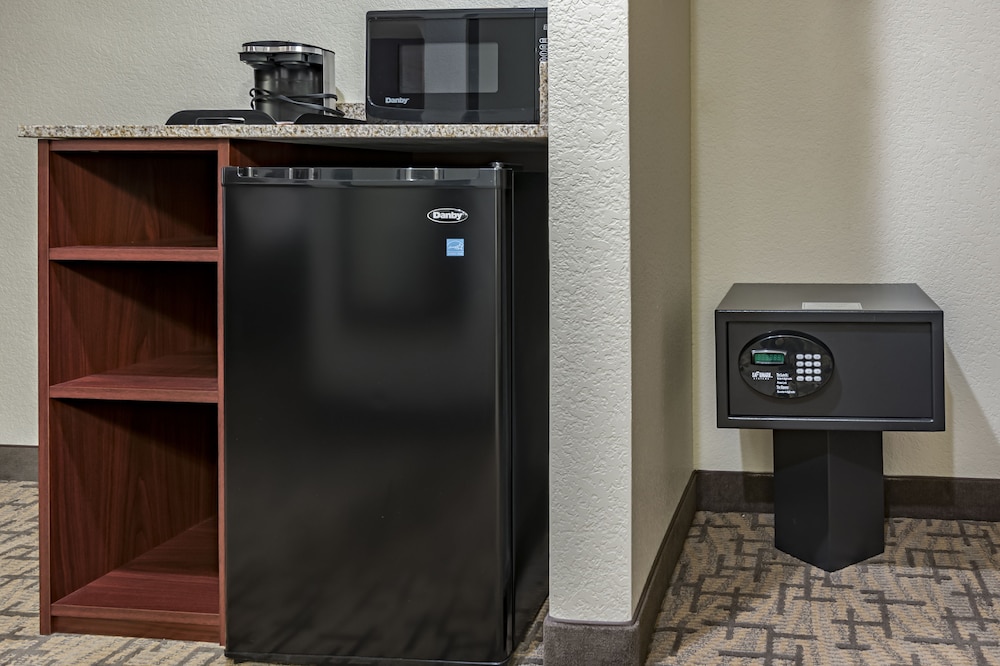 Cobblestone Inn and Suites Lamoni 22/50