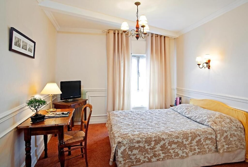 Hostellerie des Trois Pigeons, Paray-le-Monial 22/64