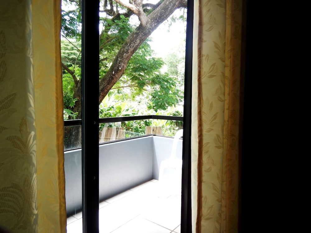 Acacia Garden Inn 39/66