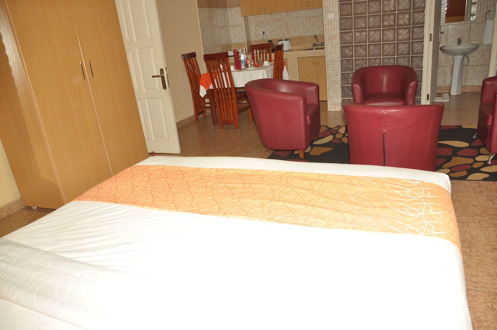 Eureka Place Hotel 23/68