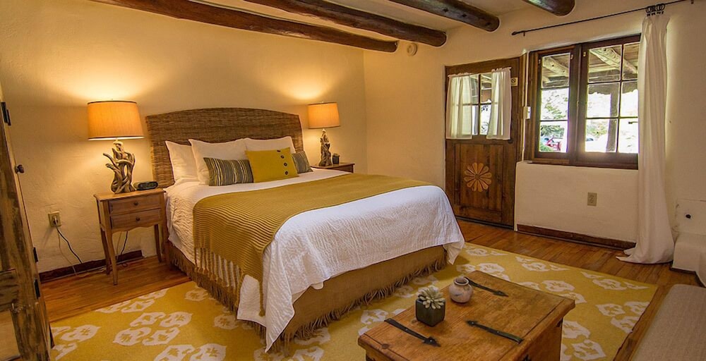 Old Taos Guesthouse Bed and Breakfast 27/69