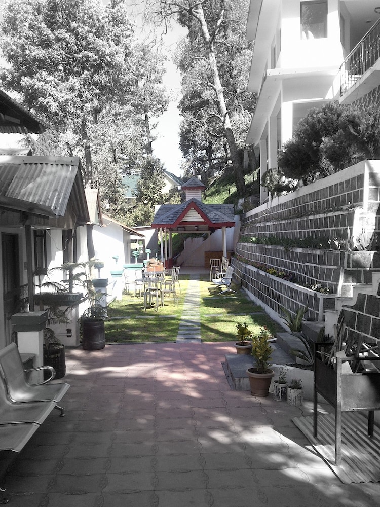 LALL JI TOURIST RESORT. 42/50